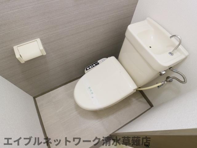 トイレ　落ち着いたトイレです