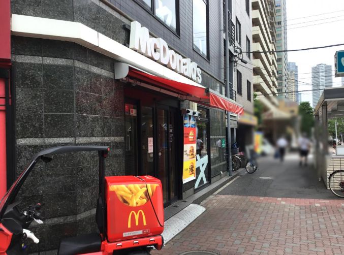 飲食店　マクドナルド月島駅前店（飲食店）まで383m