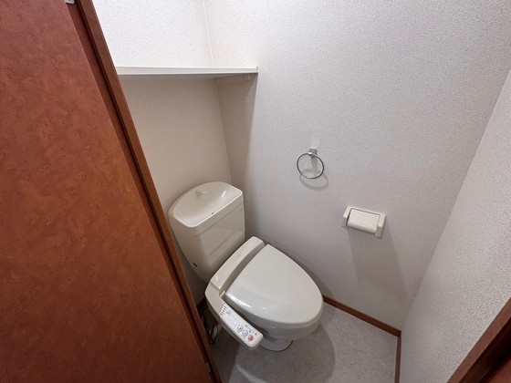 トイレ　※別部屋の写真です