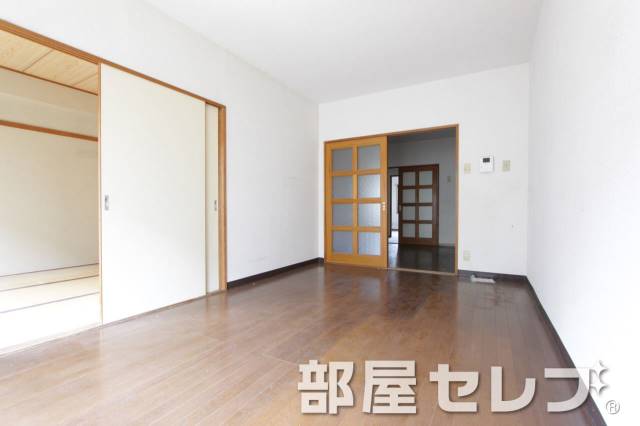 居室・リビング　たっぷりと光が差し込みます。