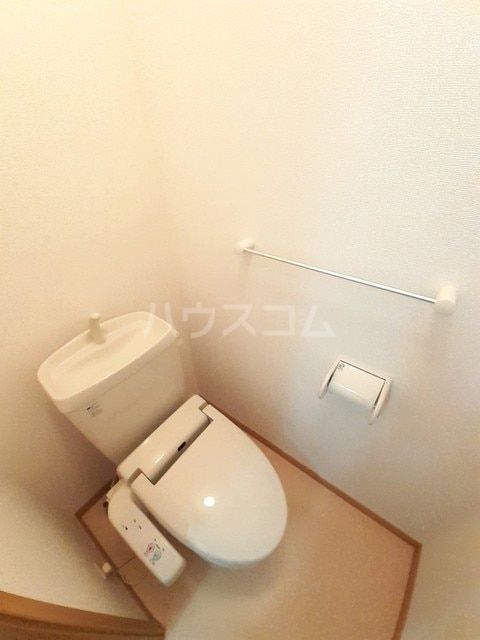 【丸亀市城南町のアパートのトイレ】
