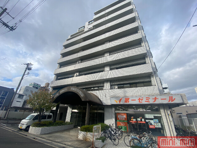 ロイヤルハイツ横堤駅の建物外観