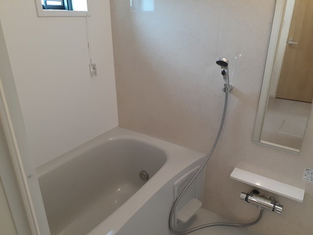 バス・シャワールーム　浴室