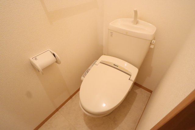 クレアコートB棟のトイレ写真
