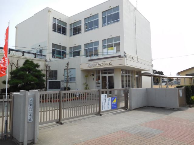 小学校　市立船越小学校（小学校）まで390m