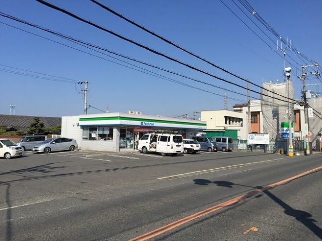 【岸和田市額原町のアパートのコンビニ】