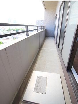 【江東区亀戸のマンションのバルコニー】