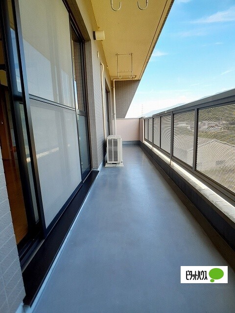 バルコニー　南側