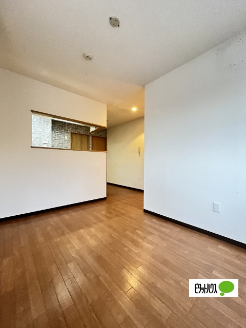 居室・リビング　１０５