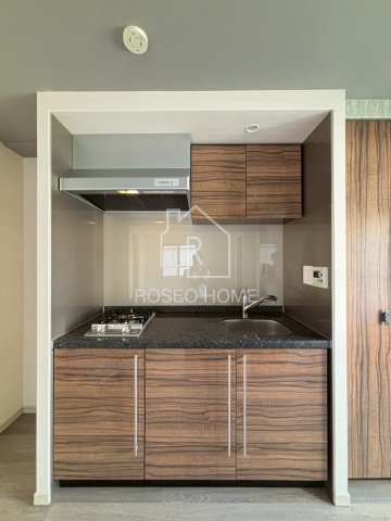 キッチン　同マンション別部屋：参考写真