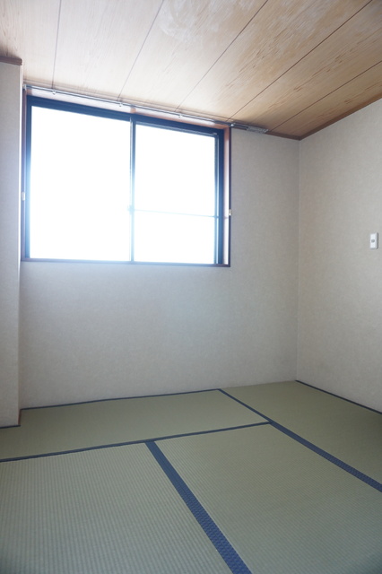 その他部屋・スペース　和室６帖