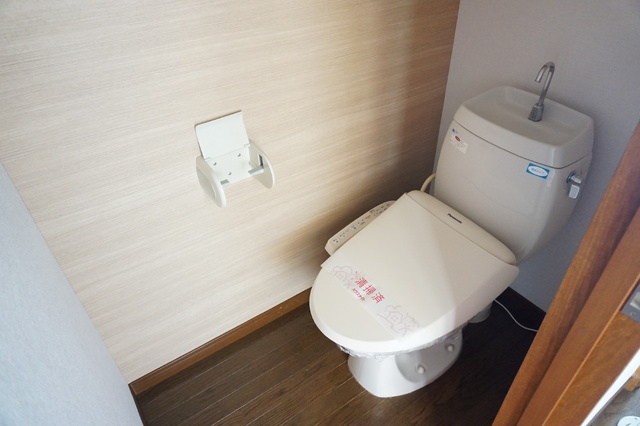 トイレ　洗浄便座