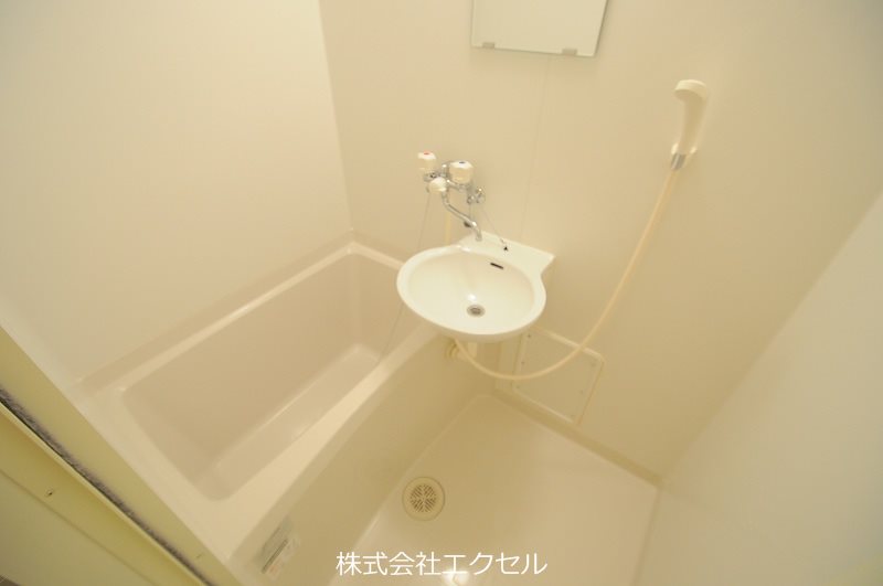 洗面設備　同等タイプのイメージ写真です。