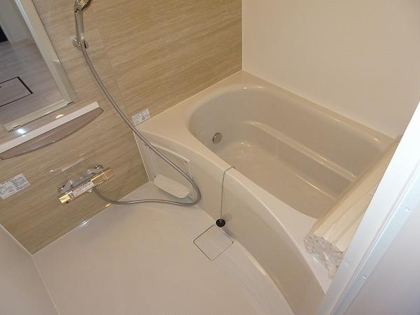 バス・シャワールーム　追い焚き付！