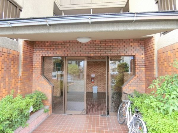 エントランス　エントランス