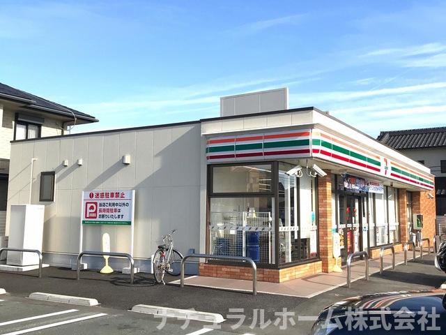 その他　セブンイレブン 豊橋三ツ相町店 0.8km
