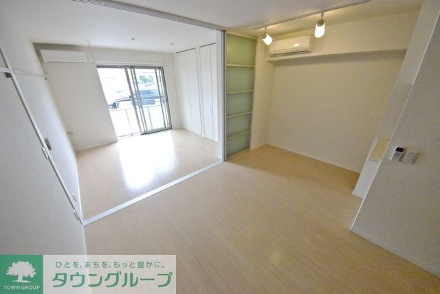 居室・リビング　日当たり良好