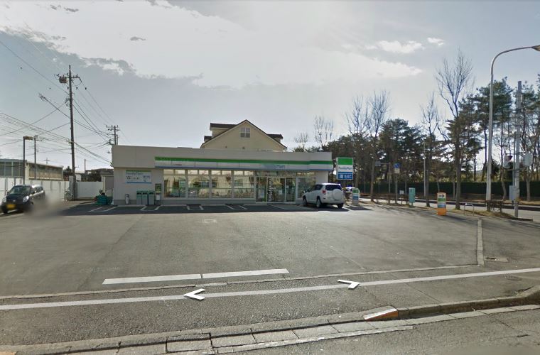 コンビニ　ファミリーマート花畑店（コンビニ）まで440m