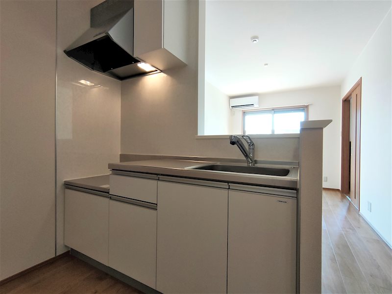 キッチン　(イメージ)会話をしながら作業ができる対面キッチン。