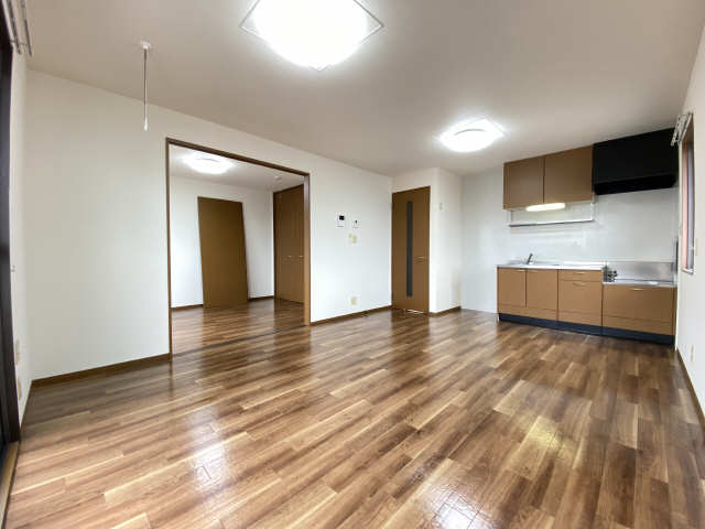 居室・リビング　広いリビングです