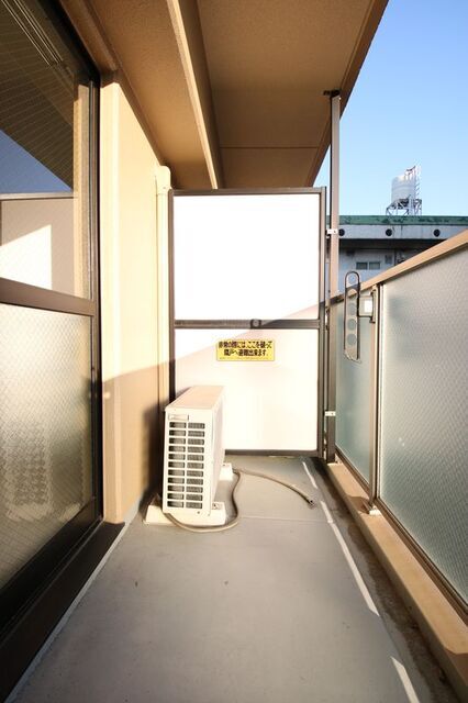 バルコニー　※写真は別室の参考写真です。現況優先。