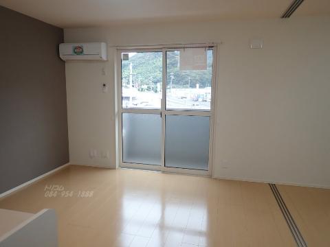 バルコニー　リビングエアコン