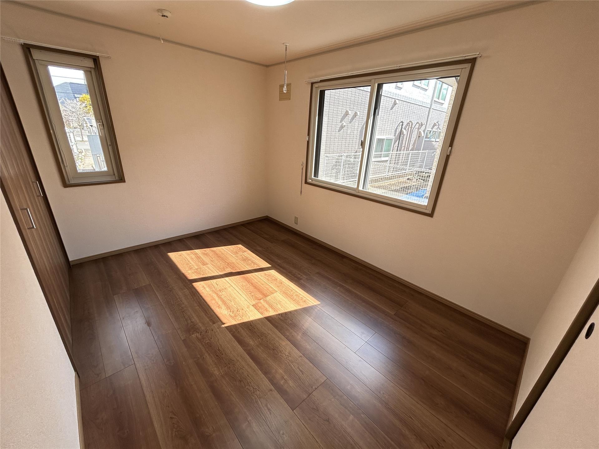 居室・リビング　洋室(1)