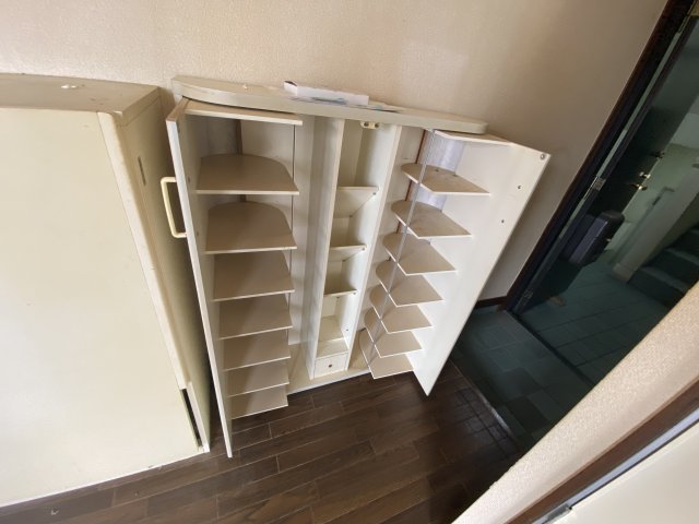 収納　シューズボックスです☆