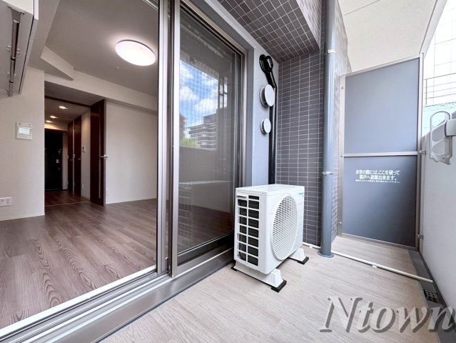 バルコニー　お洗濯にも便利なバルコニー付き