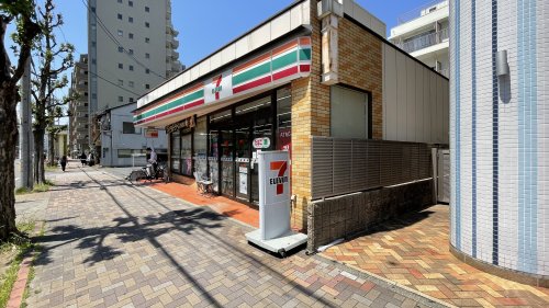 コンビニ　セブンイレブン 名古屋菊井2丁目店（コンビニ）まで363m