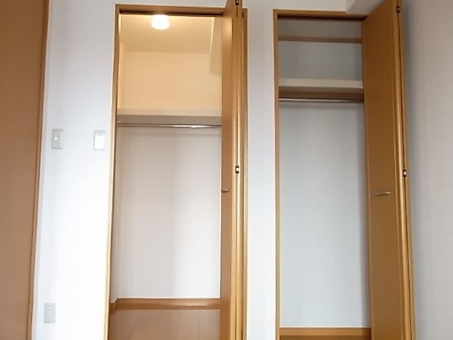 その他設備　☆ミニ収納とウォークインクローゼット☆