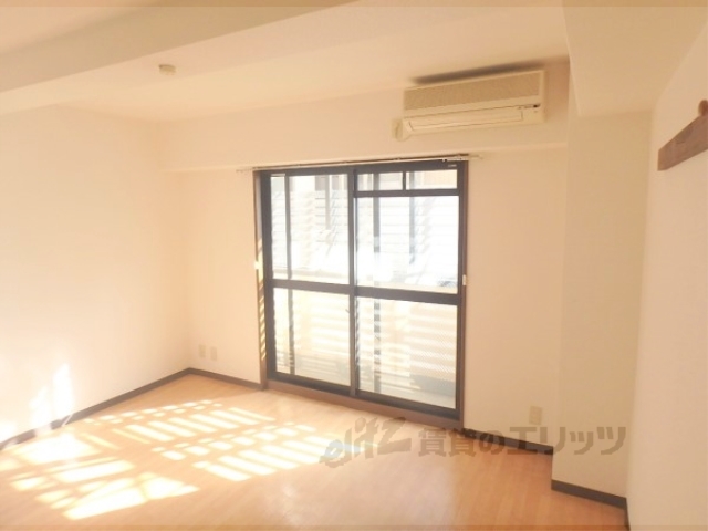 居室・リビング　居室