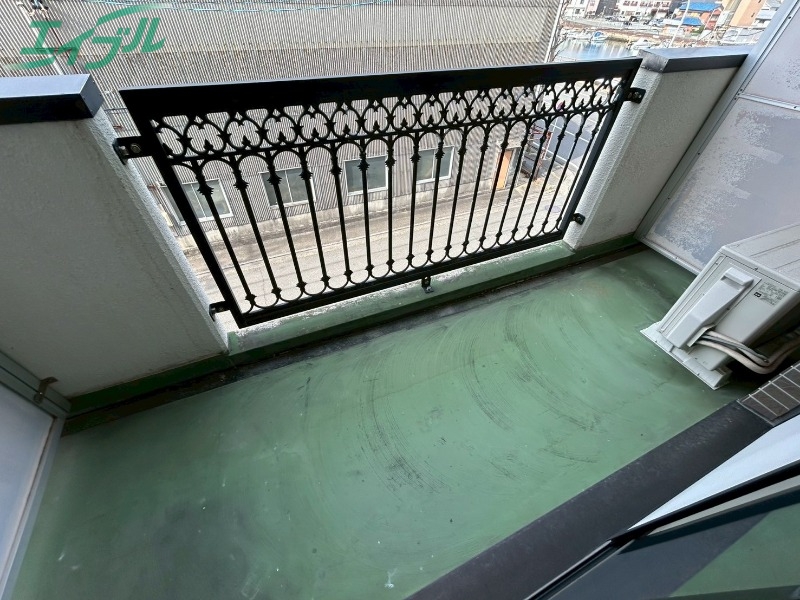 バルコニー　別部屋参考写真です。