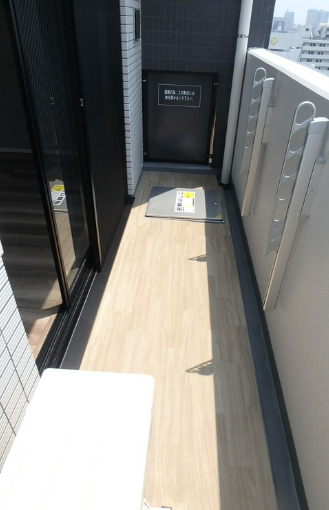 バルコニー　※別部屋の参考写真です。