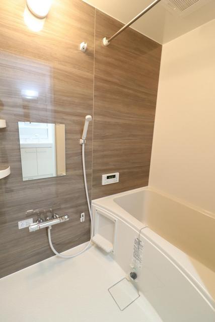 バス・シャワールーム　同シリーズ別物件の参考写真です