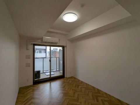 居室・リビング　室内