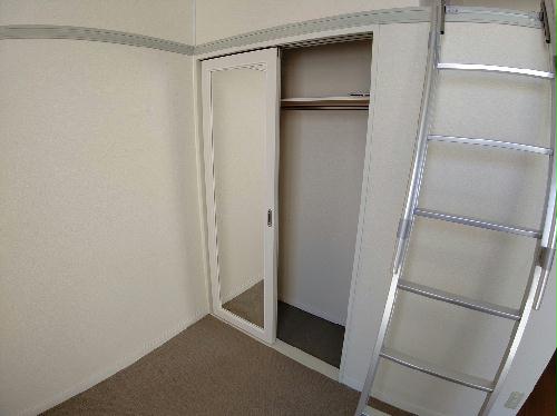 収納　家具家電設置済みのお部屋です。