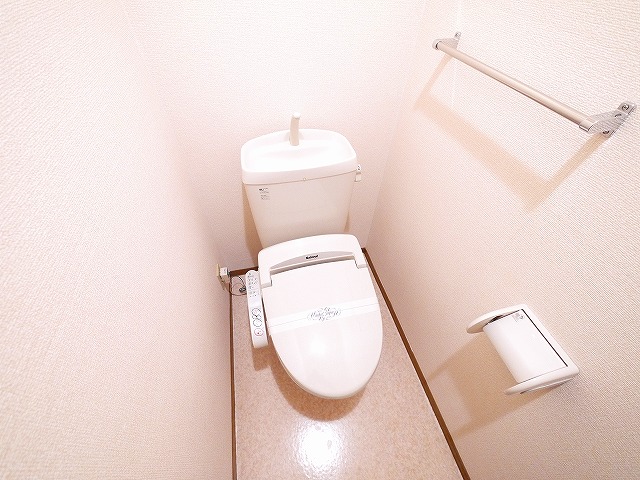 トイレ　トイレもきれいです