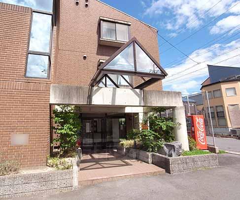 その他共有部分　正面入り口です。