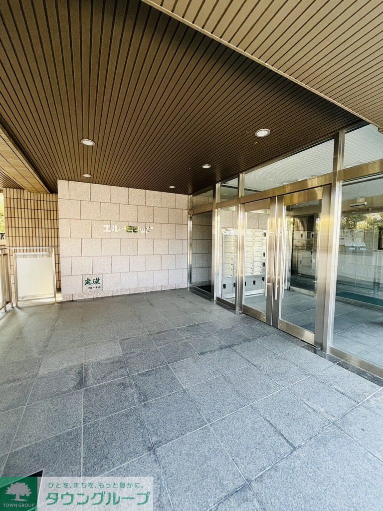 エントランス　エントランス