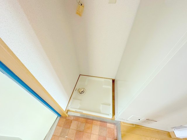 その他設備　室内に洗濯機置場があれば雨の日でも濡れる心配がございませんね