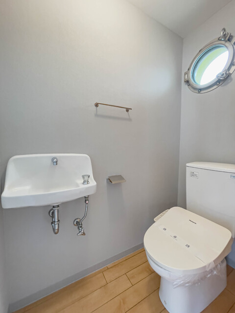 トイレ　★トイレは嬉しい洗浄便座です♪★