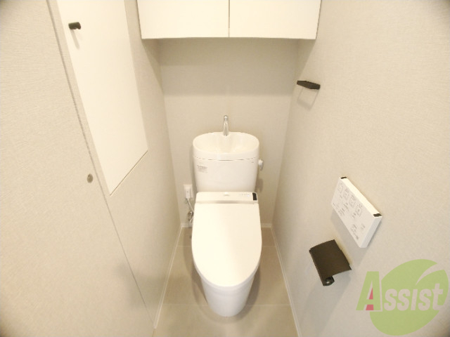 トイレ　トイレは綺麗でウォッシュレットも付いて快適にお使い頂けます。
