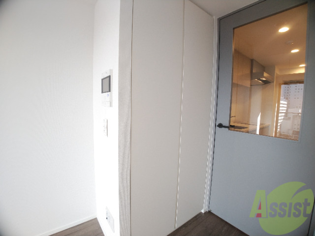 収納　収納は大きく、たくさんの物がしまえそうです。