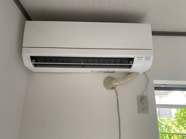 その他設備　エアコン1基付