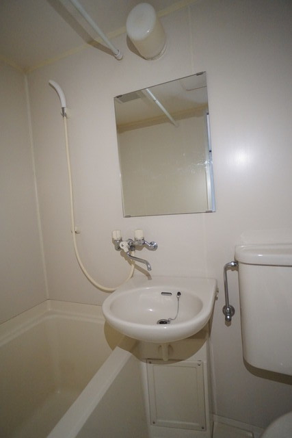 洗面設備　洗面ボウルもついているので、ここで洗顔できますね☆