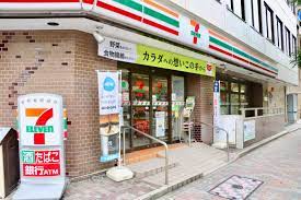 コンビニ　セブンイレブン 中央区明石町店（コンビニ）まで157m