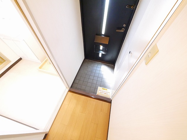 玄関　落ち着いた玄関です