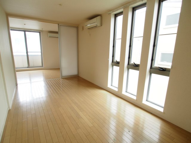 居室・リビング　リベルテ千駄ヶ谷