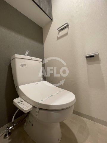 トイレ　スプランディッド江坂駅前　トイレ